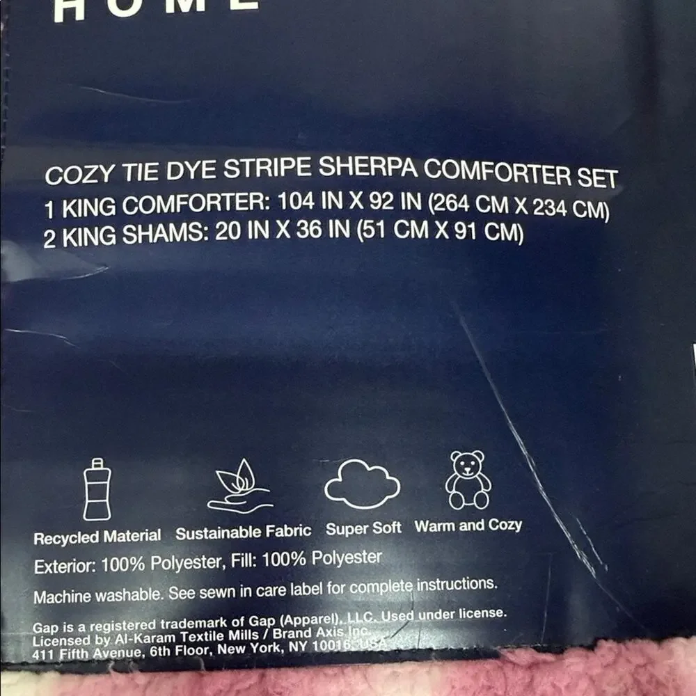 GAP Home Cozy Pink and White Sherpa King Sized Comforter + 2 King Shams NEW!
